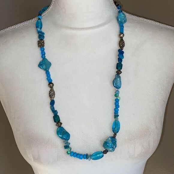 Vintage Turquoise Beaded Necklace!  - Picture 1 of 11